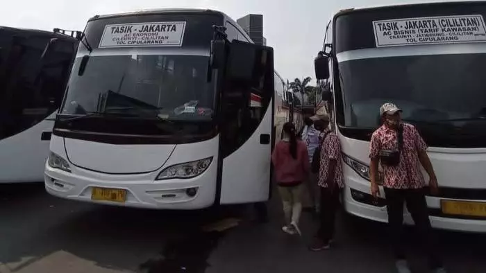 Kuningan cirebon rute primajasa