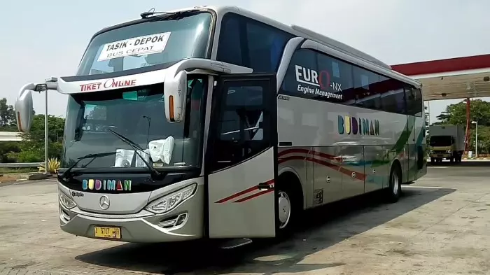 Cek Harga Tiket Bus Budiman Bandung-Semarang, Murah Meriah!