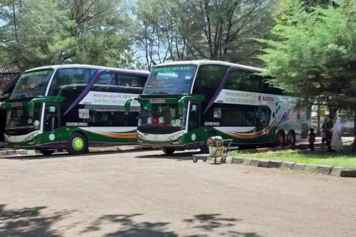 Harga tiket bus sampang jakarta