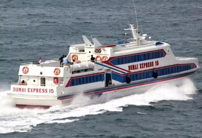 Indonesia dumai melaka ferry worldnomads shiny outside inside live 1179 tuesday january views 2009