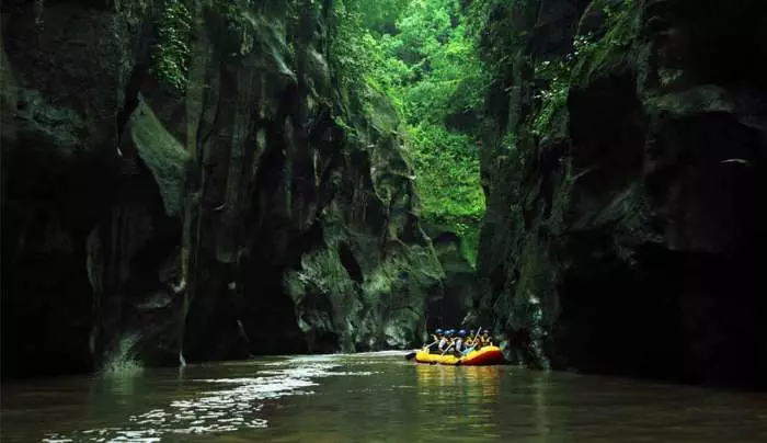 Rafting songa papan pilih